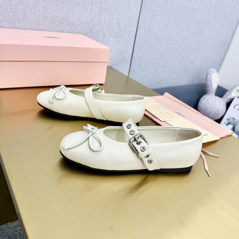 Miu Miu flat shoes